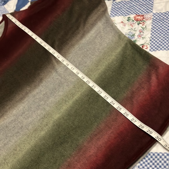 Lovely J Dolman Sleeve Tunic Top - Picture 6 of 6